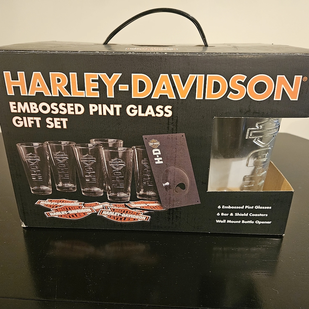 Harley Davidson Embossed Pint Gift Set with Coasters and Bottle Opener